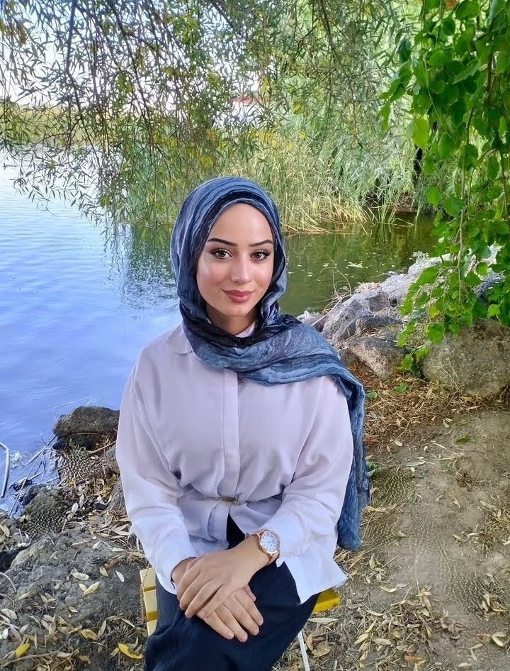 Ekincik Özgüvenli Kadın Escort Oya