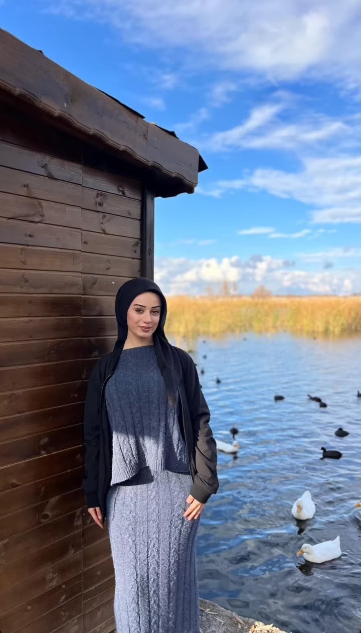 Gülpınar Üniversiteli Bayan Escort Zeliha
