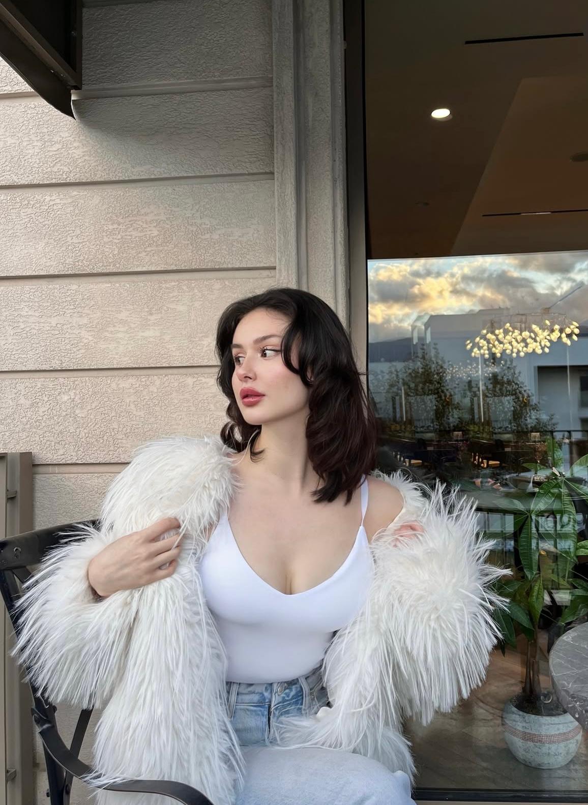 Döğüşbelen Üniversiteli Bayan Escort Mina